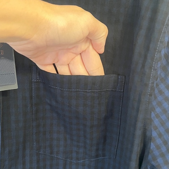 NWT Men’s Elie Tahari Button Down - Retail $198 - Picture 5 of 8